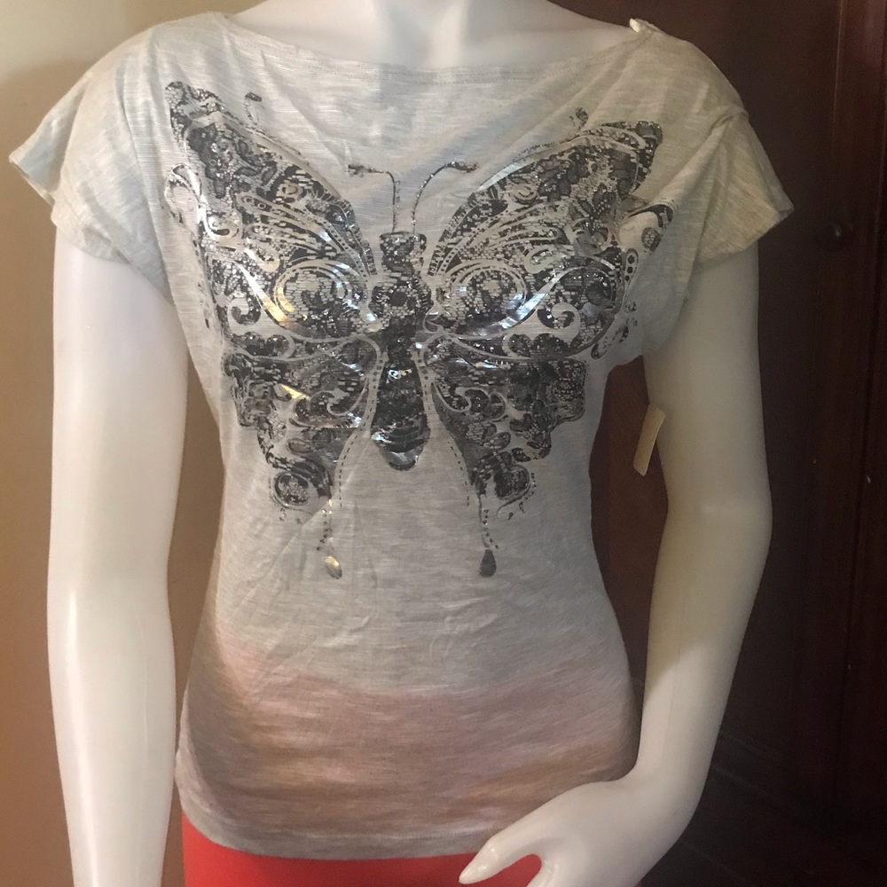 🆕 Finesse Gray Butterfly Short Sleeve Tees-Small